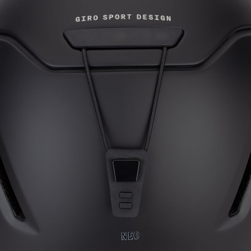 Slidinėjimo šalmas Giro Neo matte black/olive fade 8