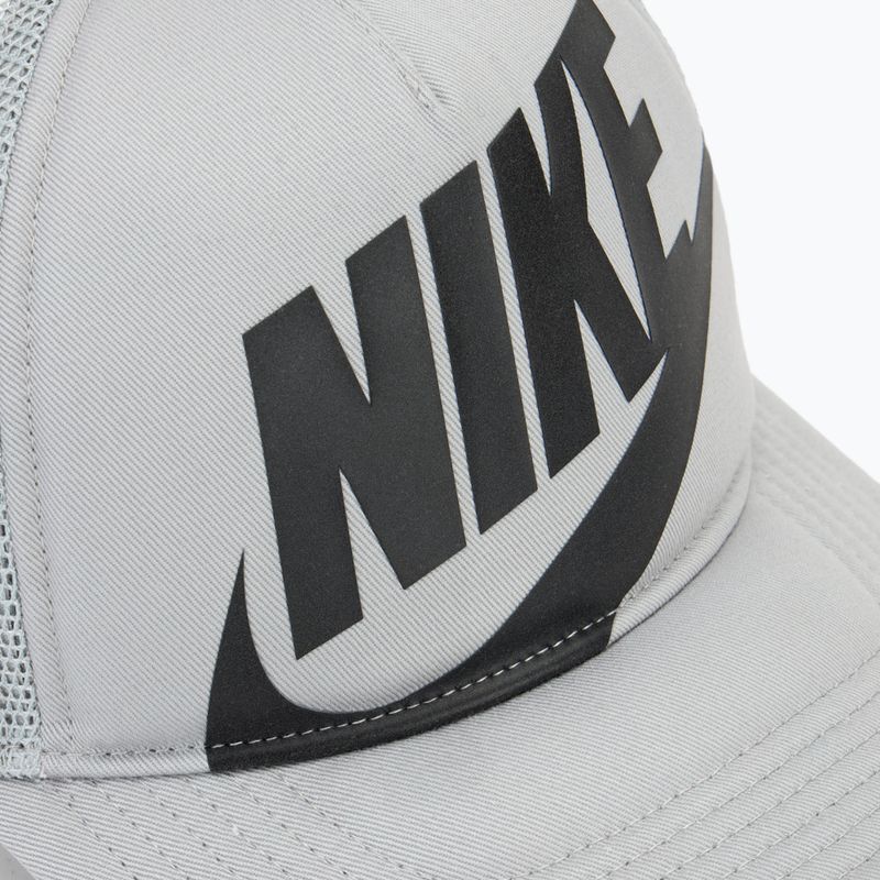 Vaikiška kepuraitė su snapeliu Nike Rise Structured Trucker light smoke grey / light smoke grey / black 3