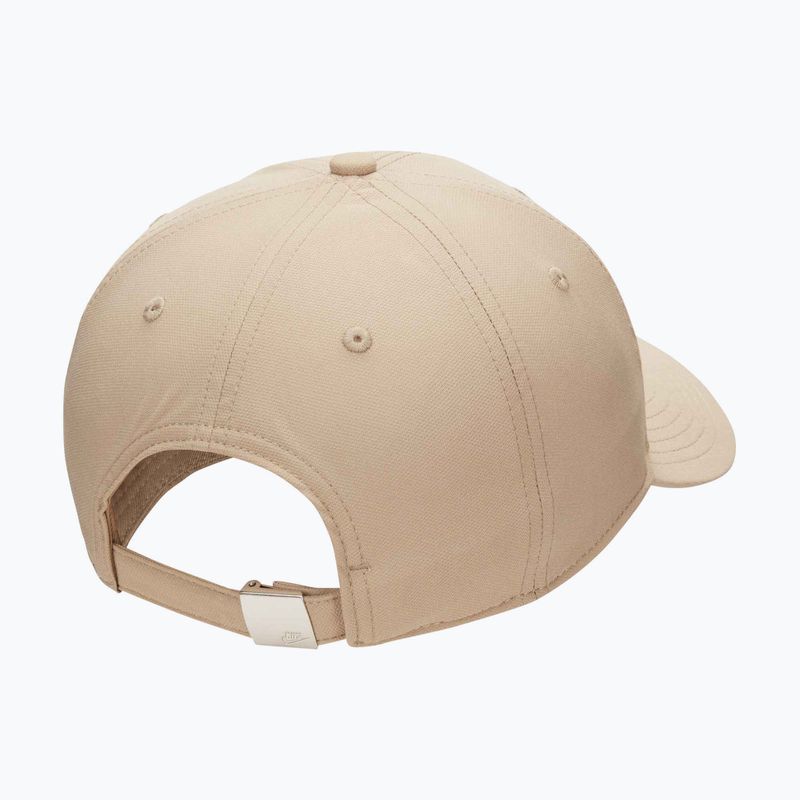 Kepurė su snapeliu Nike Dri-Fit Club khaki/metallic silver 2