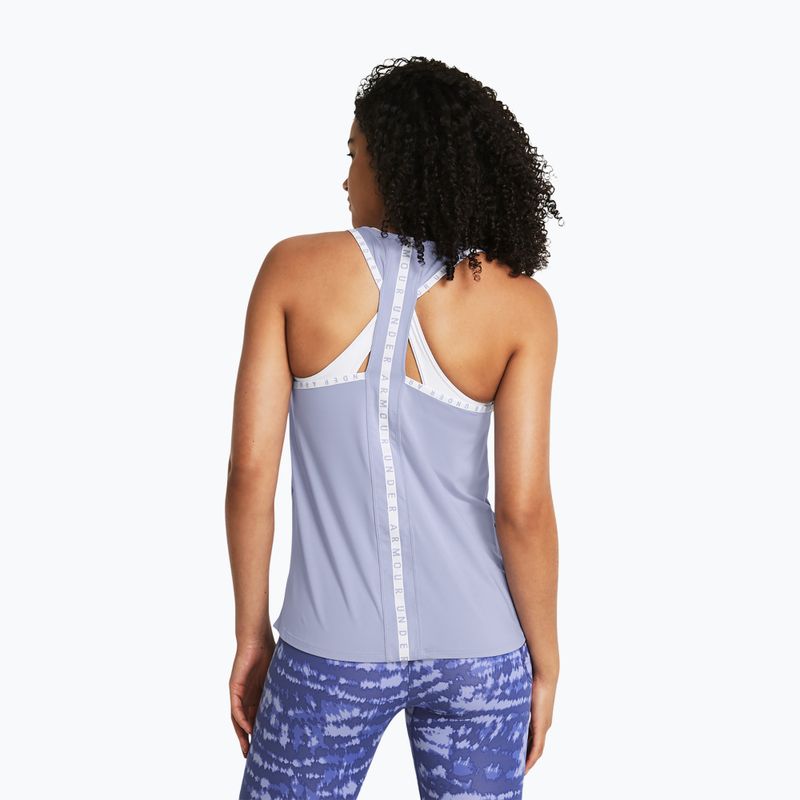 Moteriškas treniruočių tank topas Under Armour Knockout Tank celeste/white 2