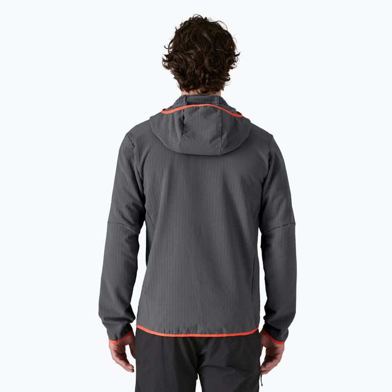 Vyriška softshell striukė Patagonia R2 TechFace Hoody forge grey 2