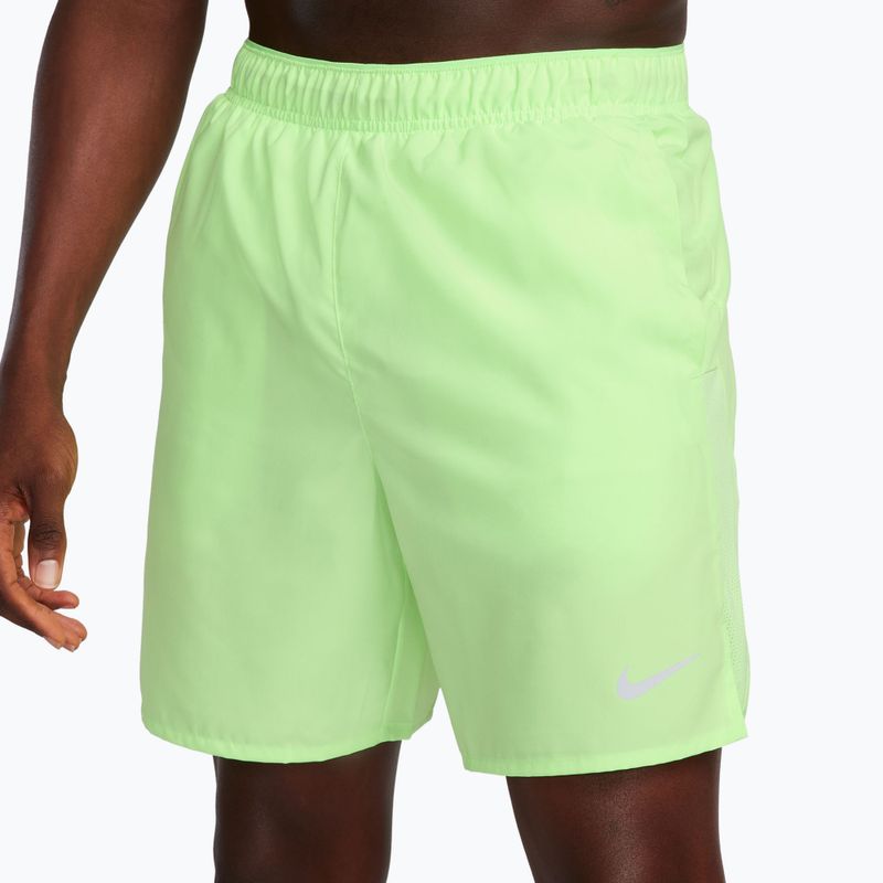 Vyriški šortai Nike Dri-Fit Challenger 7" Brief-Lined lime blast/lime blast 4