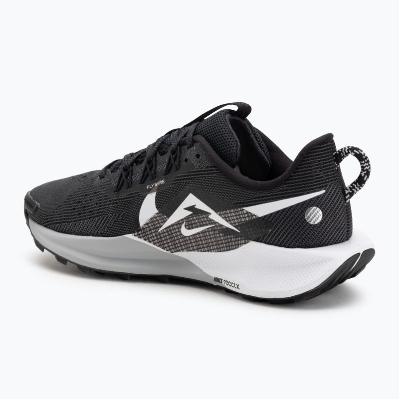Moteriški bėgimo batai Nike Pegasus Trail 5 black / white / anthracite / wolf grey 3