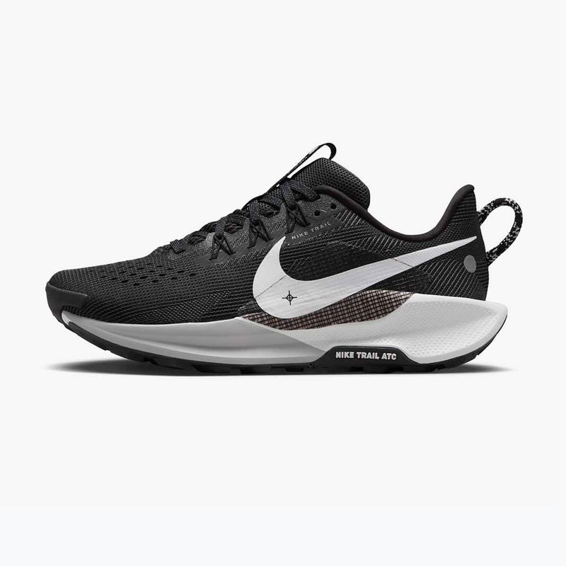 Moteriški bėgimo batai Nike Pegasus Trail 5 black / white / anthracite / wolf grey 2