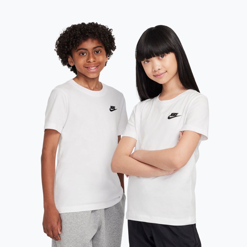 Vaikiški marškinėliai Nike Sportswear white