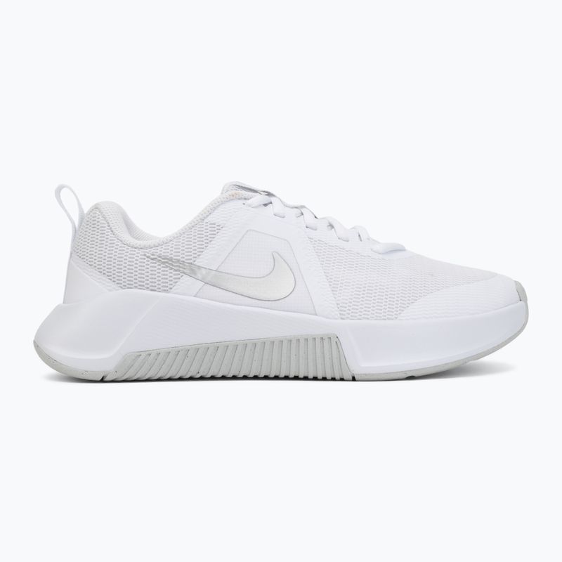 Moteriški treniruočių batai Nike MC Trainer 3 white/photon dust/metallic platinum 2