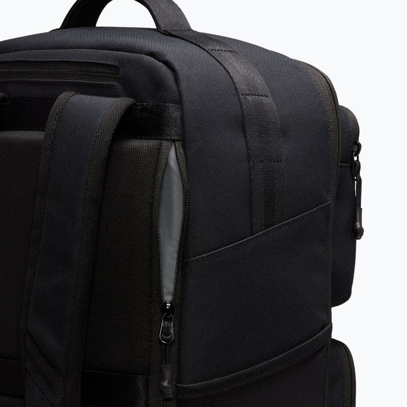 Miesto kuprinė Nike Utility Speed 27 l black/black/white 8