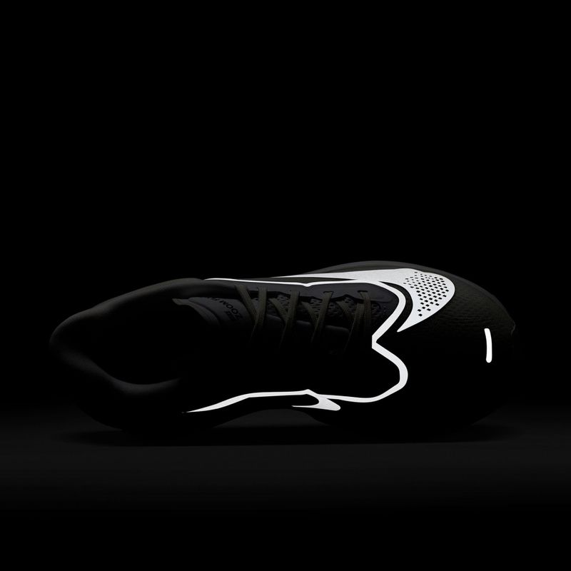 Moteriški bėgimo batai Nike Zoom Fly 6 white/smoke grey/metallic silver/black 7