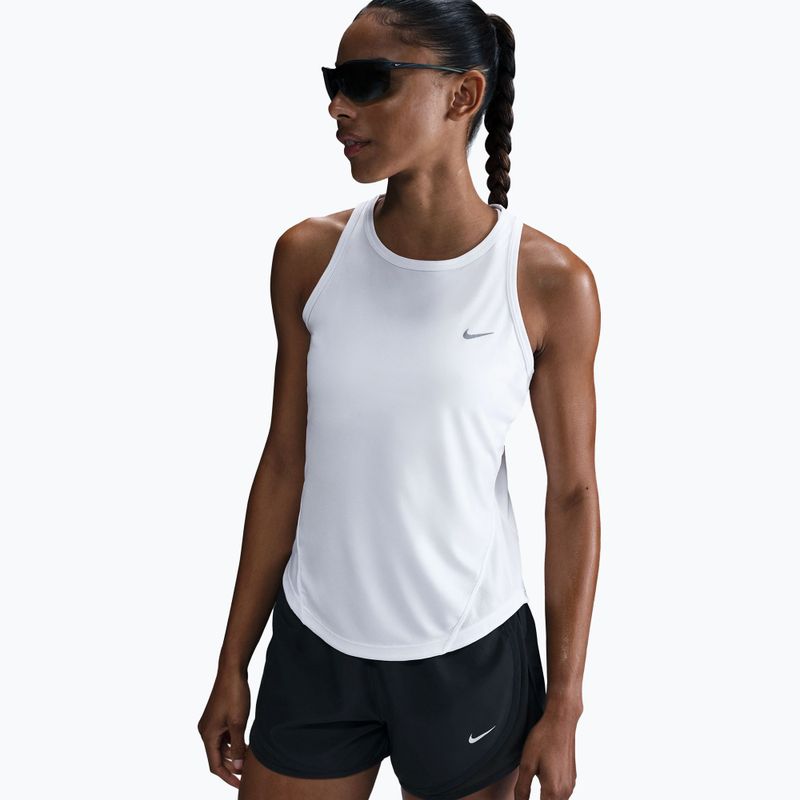 Moteriški bėgimo marškinėliai Nike Tempo Dri-Fit Tank Top white 2