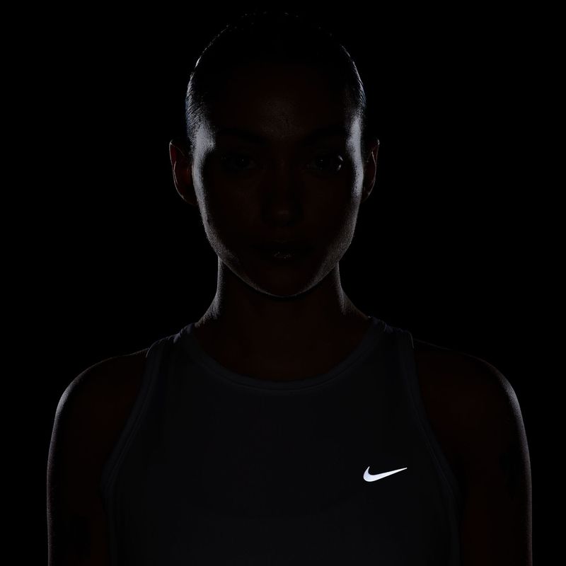 Moteriški bėgimo marškinėliai Nike Tempo Dri-Fit Tank Top white 7