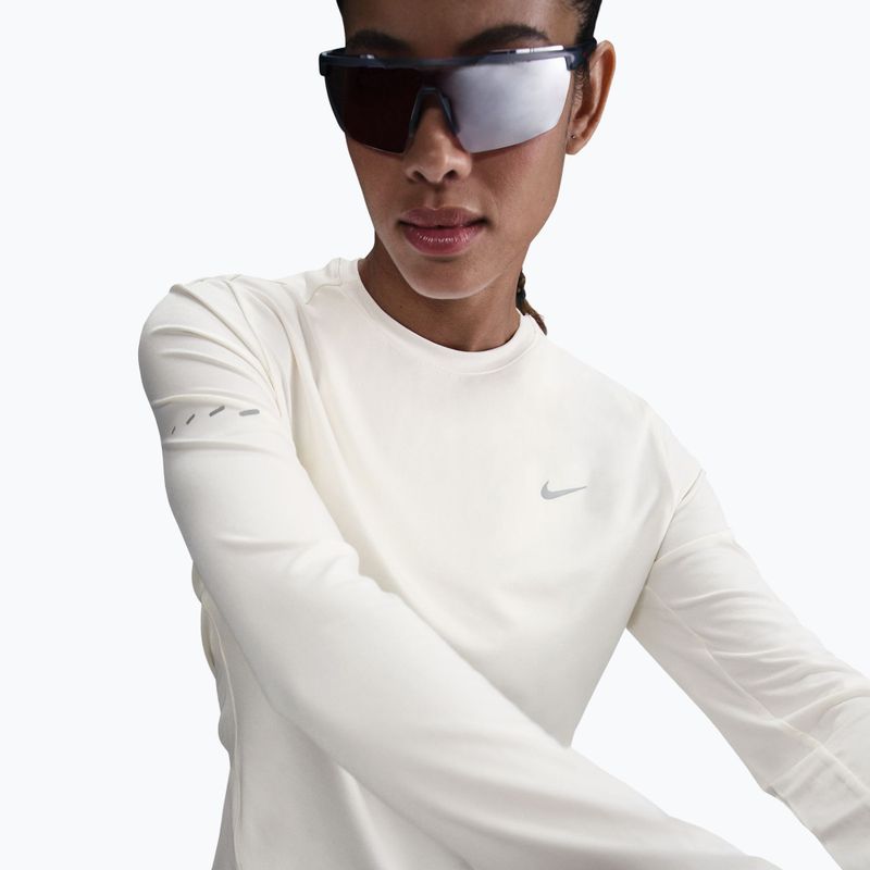 Moteriški bėgimo marškinėliai su ilgomis rankovėmis  Nike Swift Dri-FIT UV sail 4