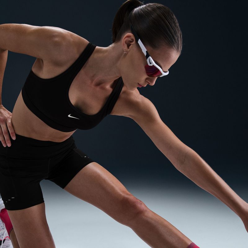 Nike Swift moteriški bėgimo šortai High-Waisted 4" black 8