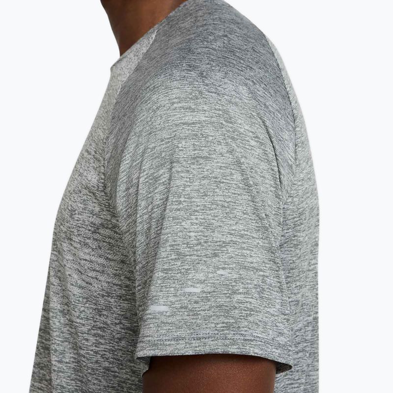 Vyriški bėgimo marškinėliai Nike Stride ADV smoke grey / heather 5