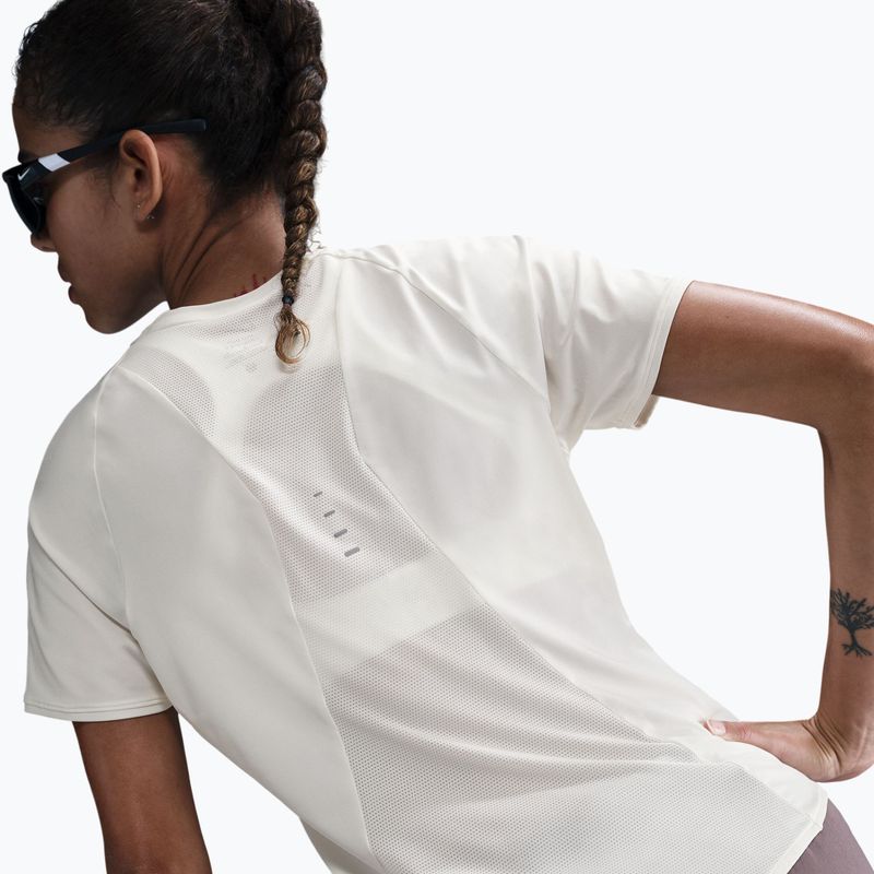 Moteriški bėgimo marškinėliai Nike Swift Dri-Fit sail 4