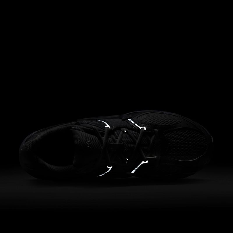 Vyriški batai Nike V5 RNR white/black/metallic silver/white 7