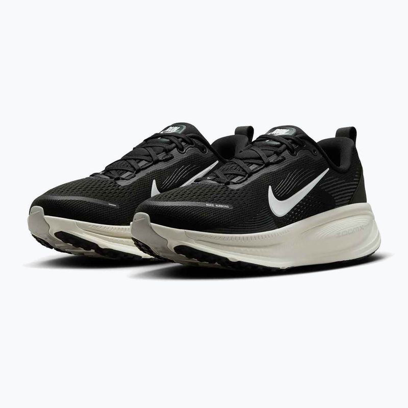 Moteriški bėgimo bateliai Nike Vomero 18 black/coconut milk/summit white 3