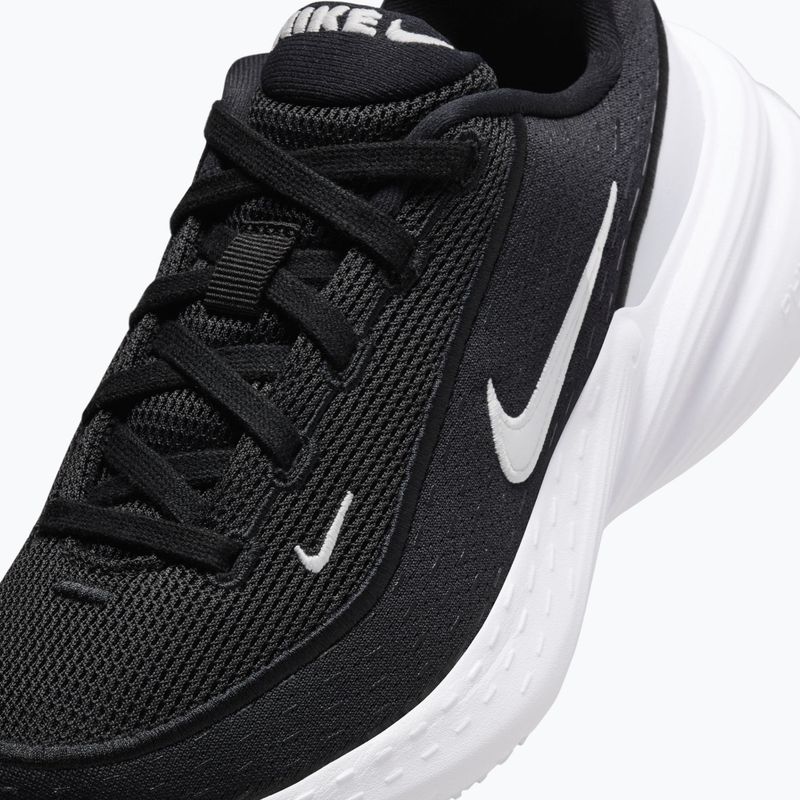 Batai Nike Uplift SC black/white 8