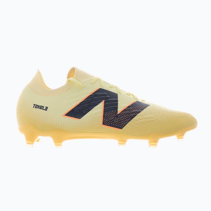 Futbolo batai New Balance Tekela Magia Low Laced V4 FG beige 9