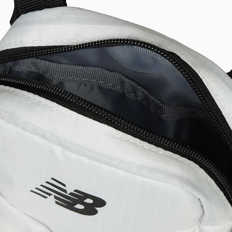 Mažas krepšys New Balance Essential Sling Bag white 5