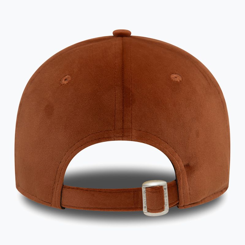 Moteriška kepuraitė su snapeliu New Era Velour Midi 9FORTY New York Yankees brown 4