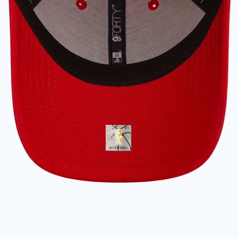 Kepuraitė su snapeliu New Era Metallic Patch 9FORTY Chicago Bulls red 5