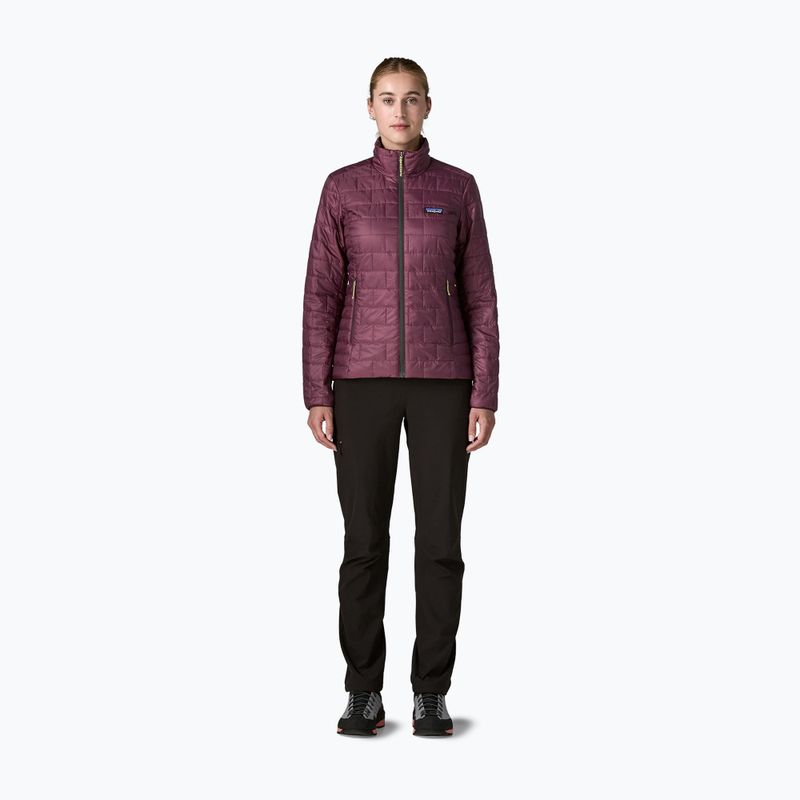Moteriška šilta striukė Patagonia Nano Puff berry fig 2