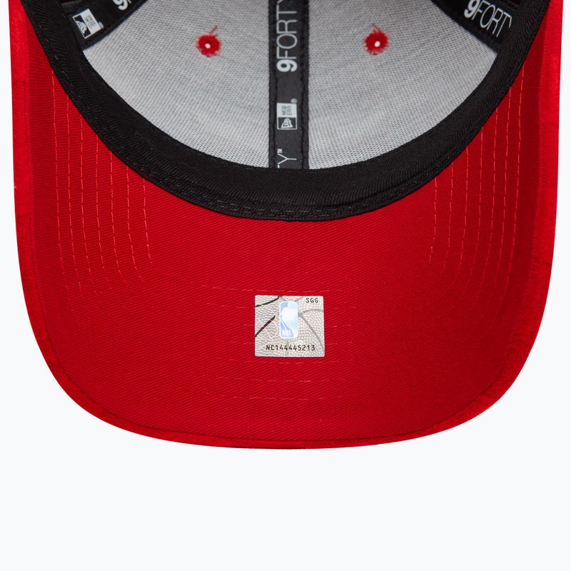 Kepuraitė su snapeliu New Era Tonal Check 9Forty Chicago Bulls red 5