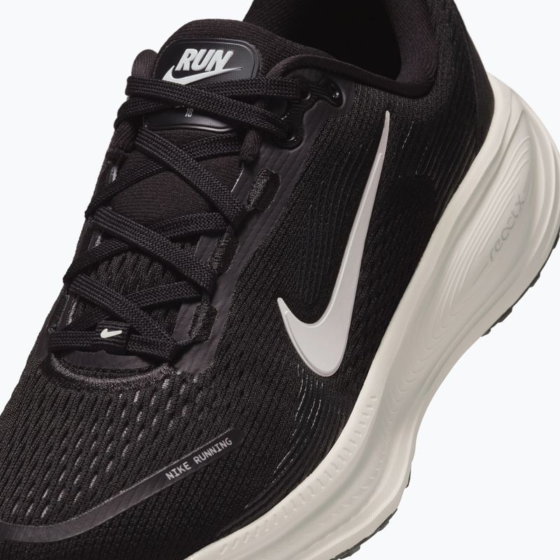 Bėgimo batai Nike Vomero 18 black/coconut milk/iron ore/summit white 11