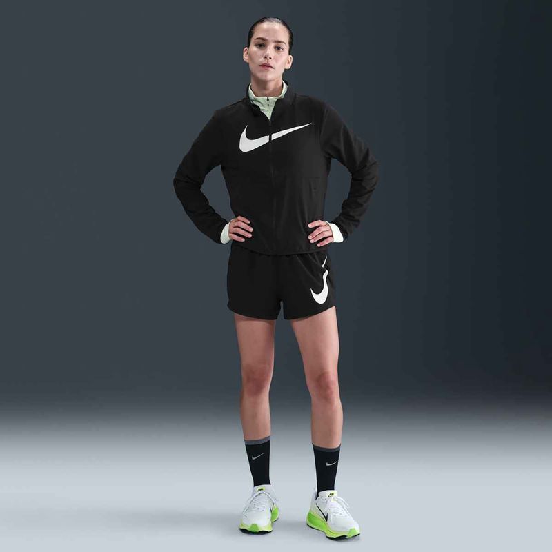 Nike Tempo Swoosh Run moteriška bėgimo striukė juoda/balta 5