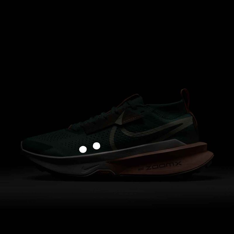 Nike Zegama 2 moterų bėgimo bateliai cannon/soft pearl/orange chalk 8