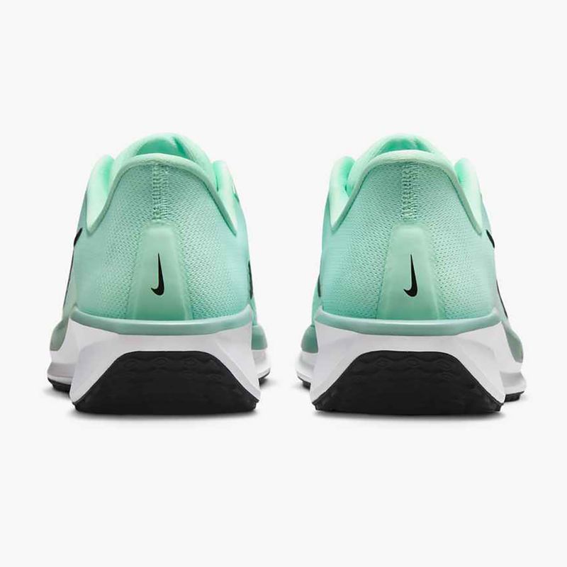 Moteriški bėgimo batai Nike Quest 6 mint foam / black / cannon / white 4