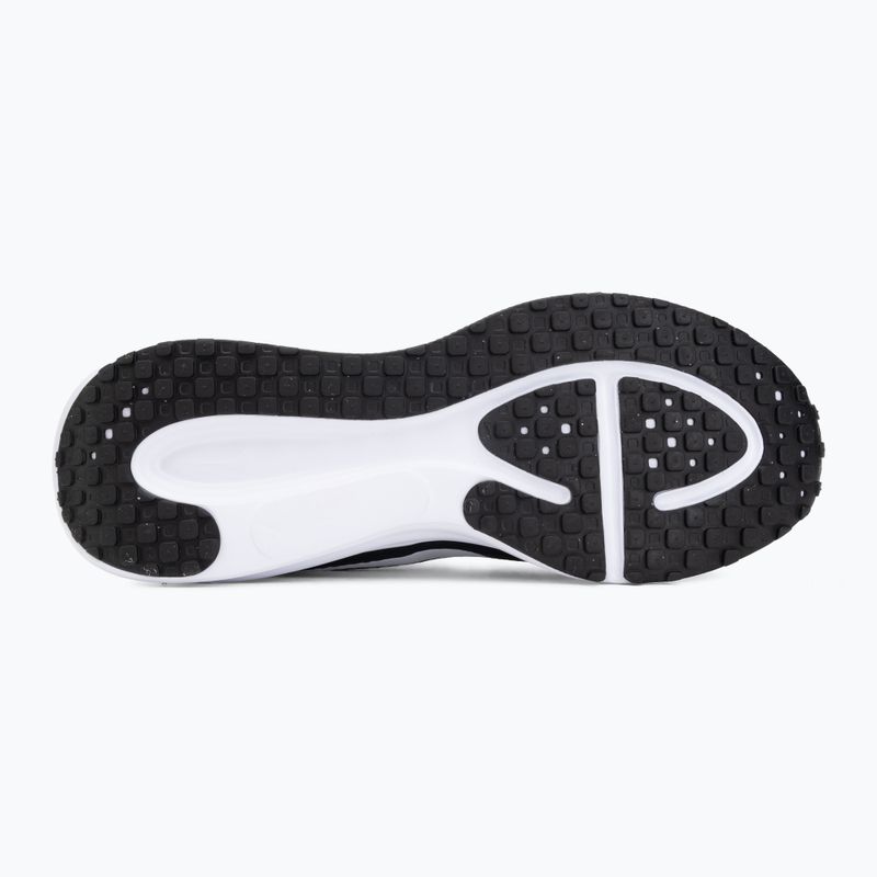 Vyriški bėgimo batai Nike Revolution 8 Extra Wide black/black/white 4