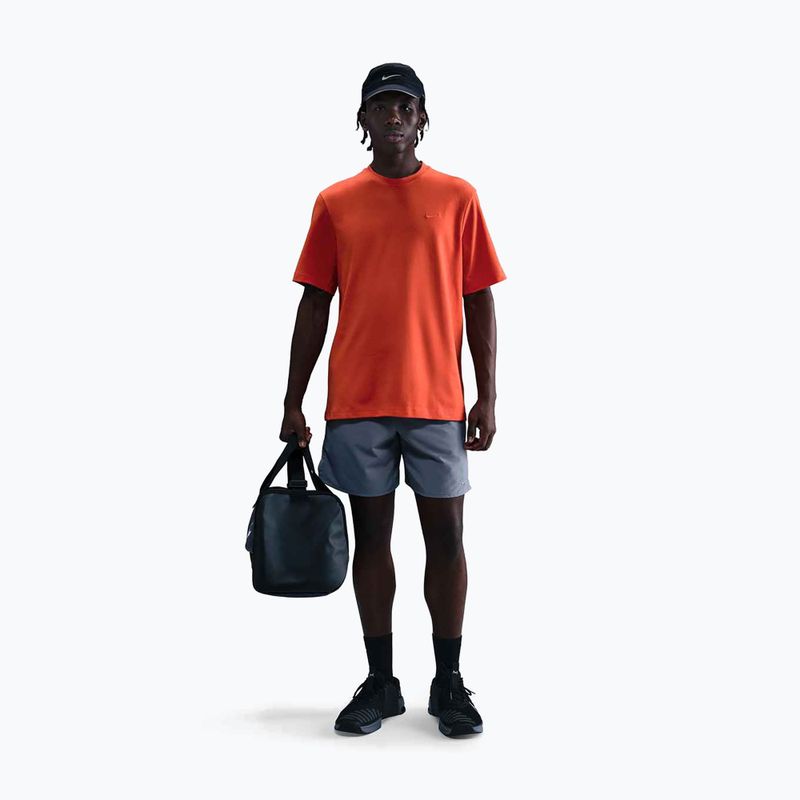 Vyriški treniruočių marškinėliai Nike Dri-Fit Primary picante red 2