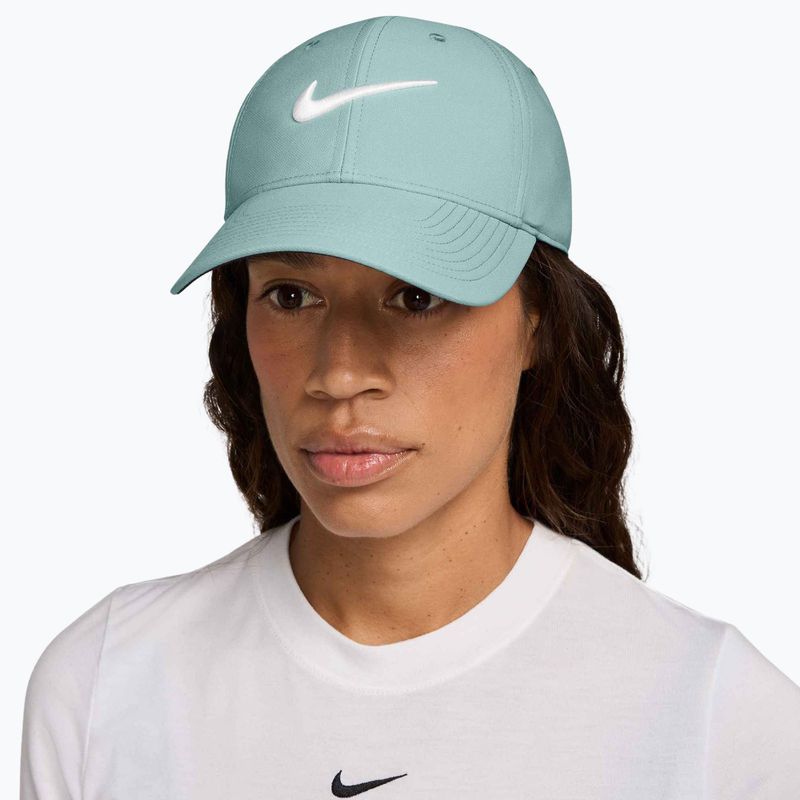 Nike Dri-FIT Club beisbolo kepuraitė su užrašu cannon/white