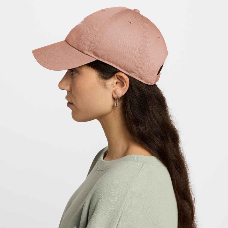 Nike Club Unstructured Futura Wash rose gold/white beisbolo kepuraitė 3