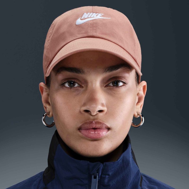 Nike Club Unstructured Futura Wash rose gold/white beisbolo kepuraitė 7