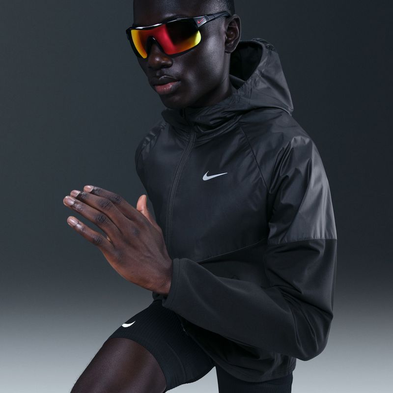Vyriška bėgimo striukė Nike Miler Repel Winterized black/anthracite 6