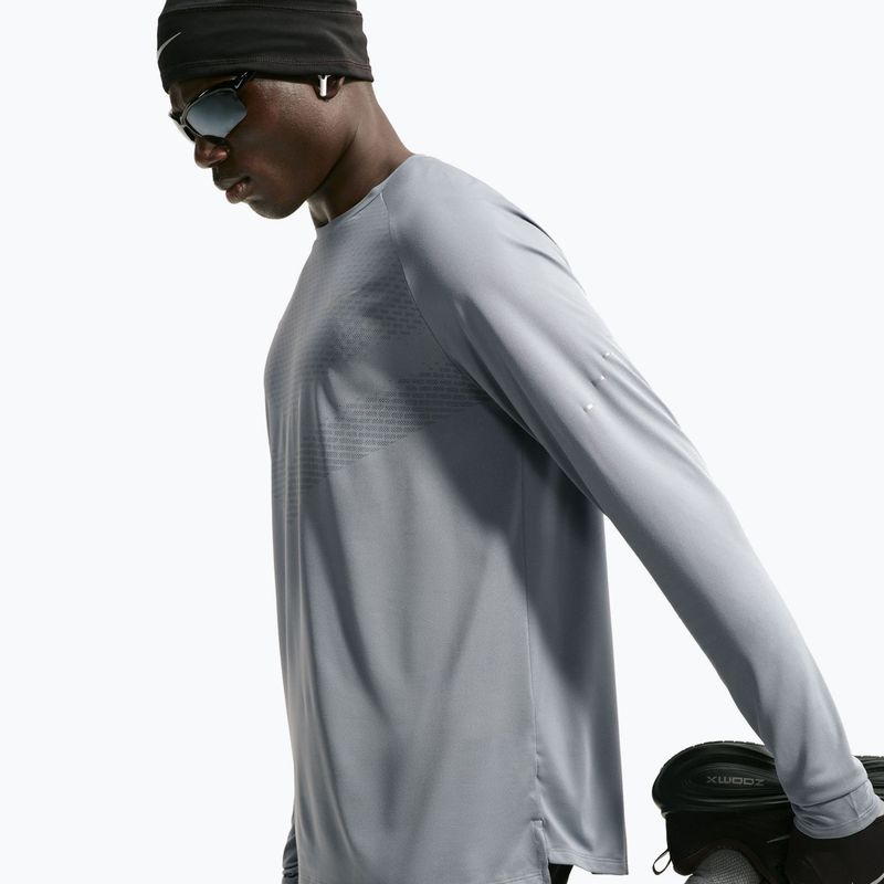 Vyriški bėgimo marškinėliai su ilgomis rankovėmis Nike Stride Dri-Fit ADV Smoke Grey 6