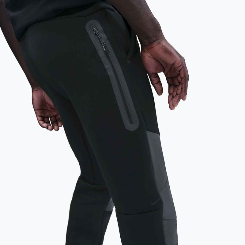 Vyriškos kelnės Nike Tech Joggers black/dark smoke grey/metallic gold 5