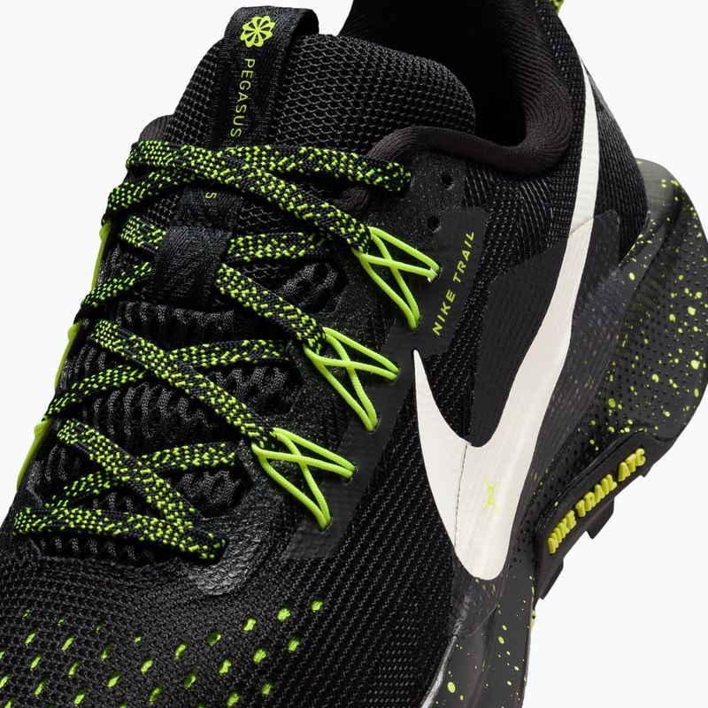 Moteriški bėgimo batai Nike Pegasus Trail 5 black/volt ice/phantom 15