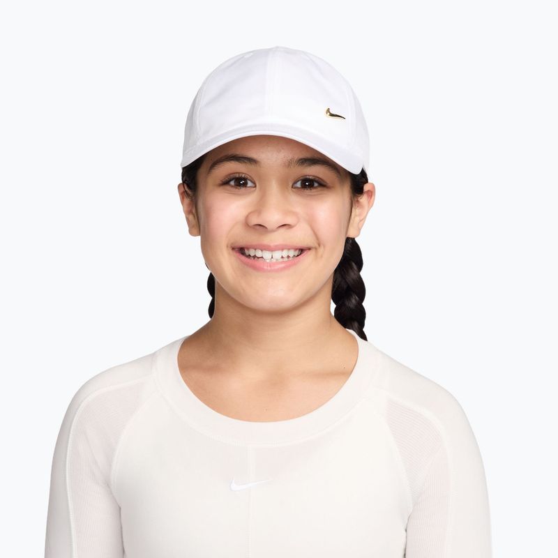 Vaikiška kepurė su snapeliu Nike Dri-FIT Club white/flt gold 4