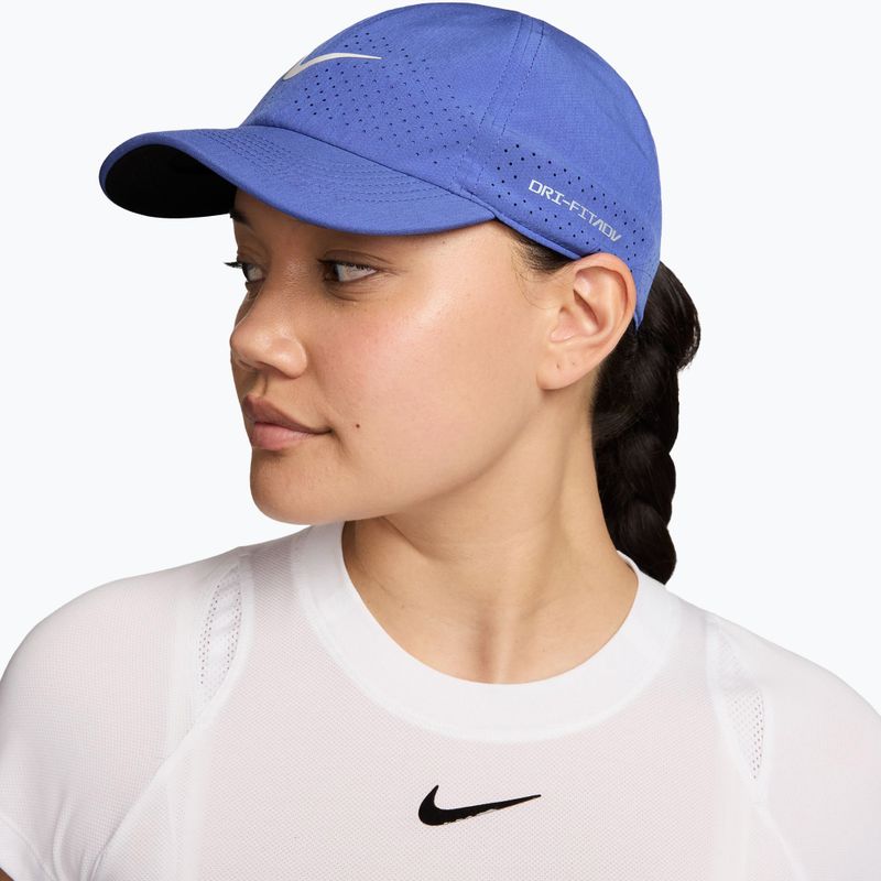 Kepuraitė su snapeliu Nike Dri-Fit ADV Club sapphire/white 2