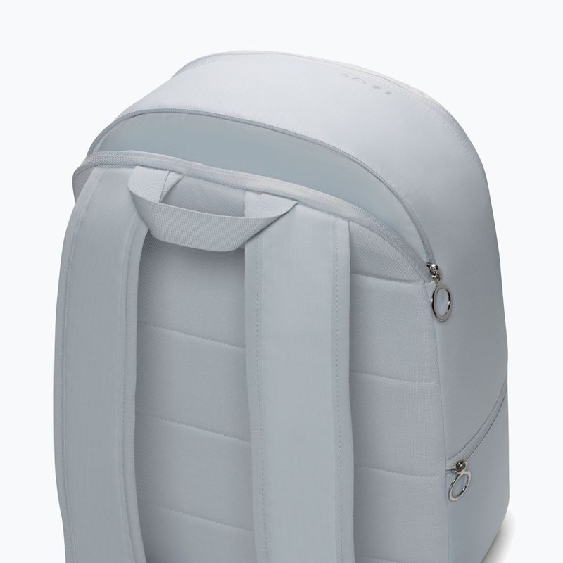 Miesto kuprinė Nike Heritage 23 l pure platinum/metallic silver 5