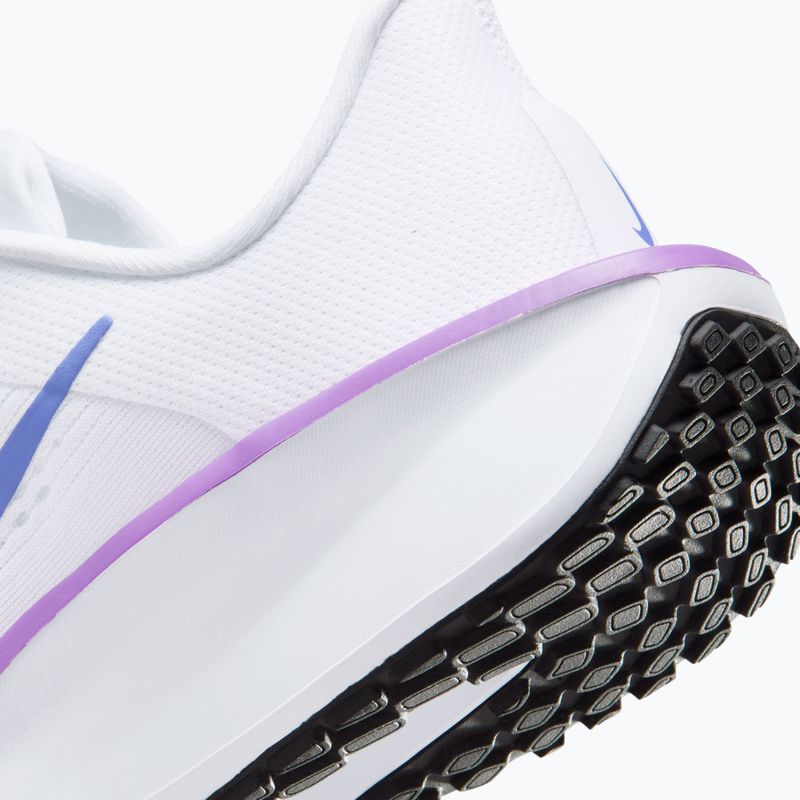 Moteriški bėgimo batai Nike Quest 6 white/black/bright violet/sapphire 8