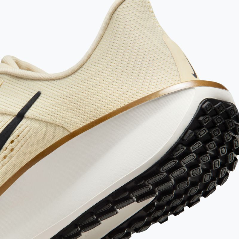 Moteriški bėgimo batai Nike Quest 6 light khaki/sail/metallic gold/off black 8