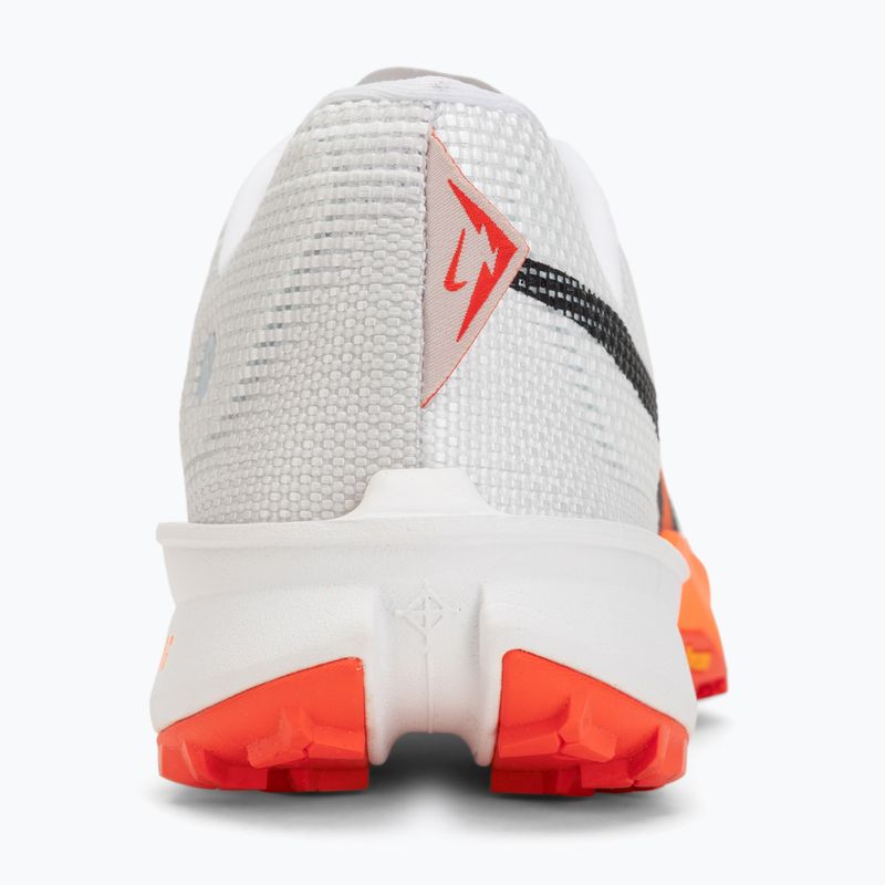 Vyriški bėgimo batai Nike Kiger 10 white/photon dust/total orange/black 6