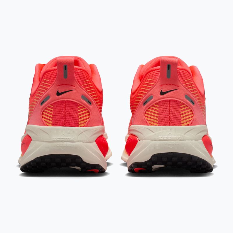 Moteriški bėgimo bateliai Nike Vomero 18 Hot lava/chalk/orange pulse/black 4