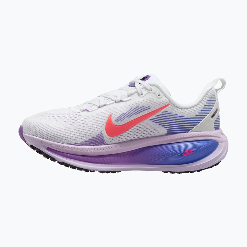 Moteriški bėgimo bateliai Nike Vomero 18 white/violet mist/sapphire/hot lava 2