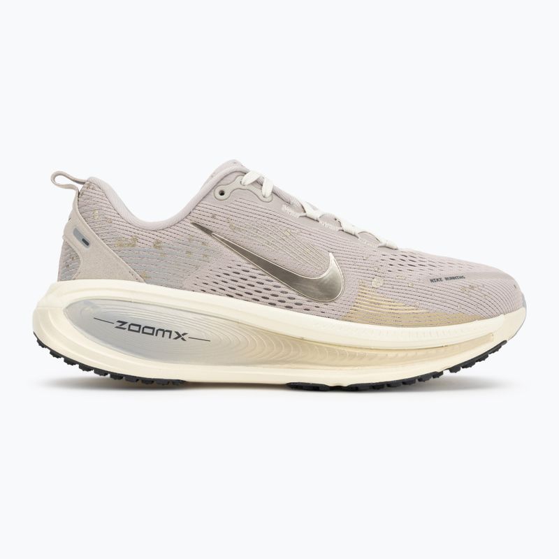 Moteriški bėgimo batai Nike Vomero 18 SE Cream II/Coconut Milk/Metallic Gold Grain 2