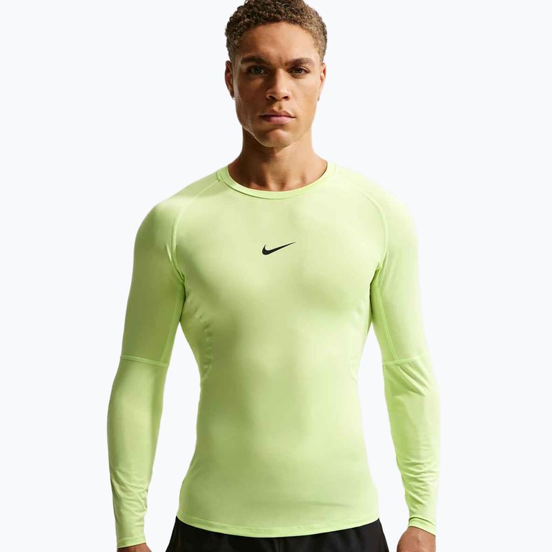 Vyriški treniruočių marškinėliai ilgomis rankovėmis Nike Pro Dri-Fit Tight Fitness light liquid lime/black 4